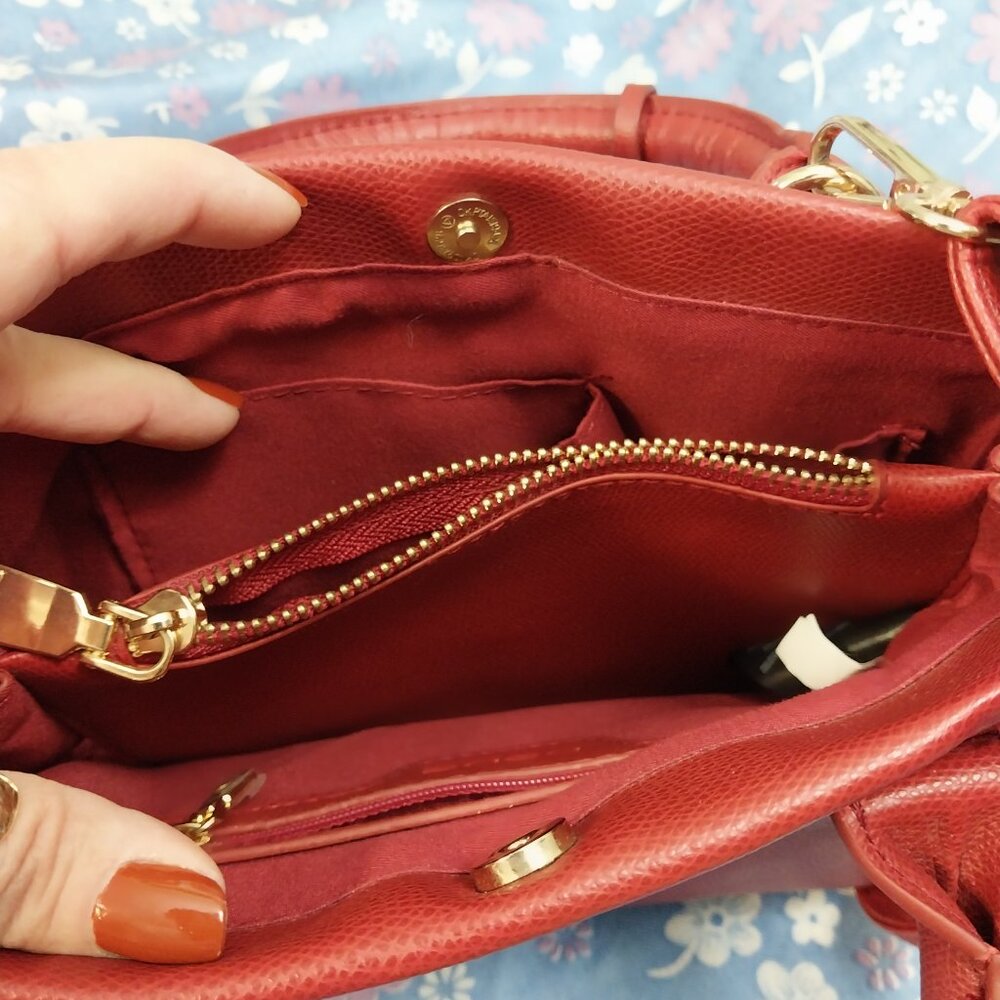 3254 Small Be Be Handbag Cross Body Purse in Red. In Excellent Condition. - Picture 9 of 15